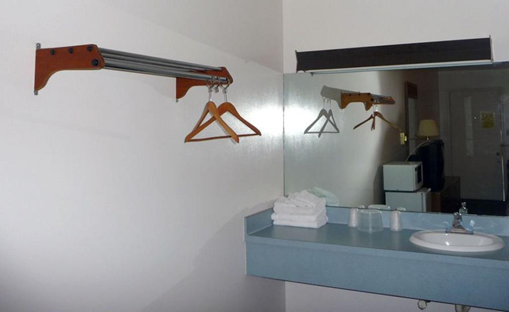 Red Rose Motel Elizabethtown Εξωτερικό φωτογραφία